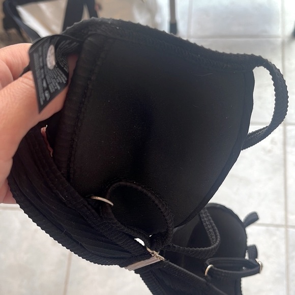 NWOT ribbed bikini bra top B cup/Lg underwire padded gold hardware sexy swimwear - Picture 6 of 8